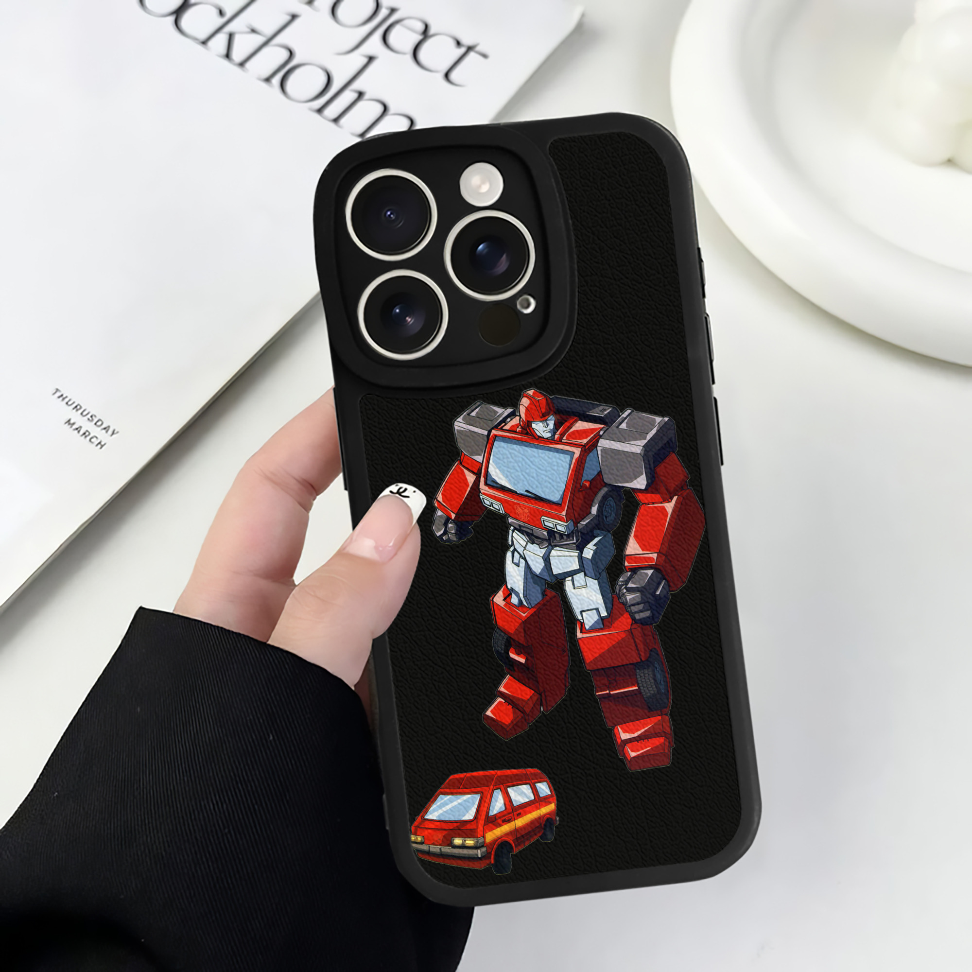 （画像用）  【iPhone 16シリーズ対応】シリコンスマホケース（レザー調） 材質：シリコン